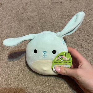 Mini Buttons the Bunny Squishmallow NWT